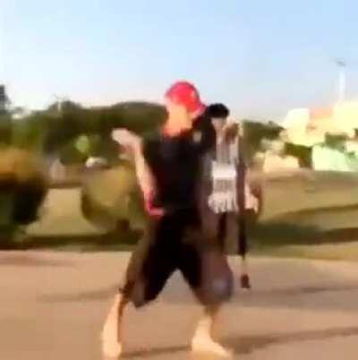 Brasileiros nesse exato momento: