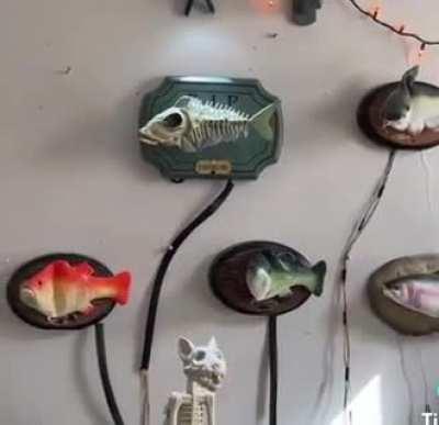 Битл-Джус! Битл-Джус! Битл...