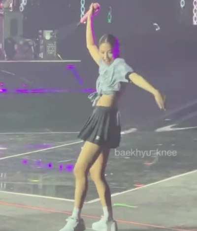 You’re naughty baby but still you serve me that nice ass 👅👅🤤🤤