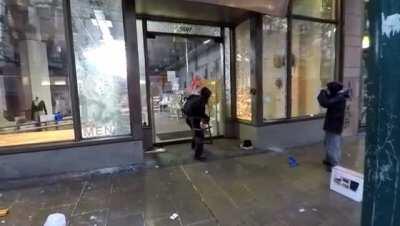 this is muricah. this is muh right