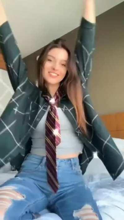 This must be the new causal Hogwarts dress code.