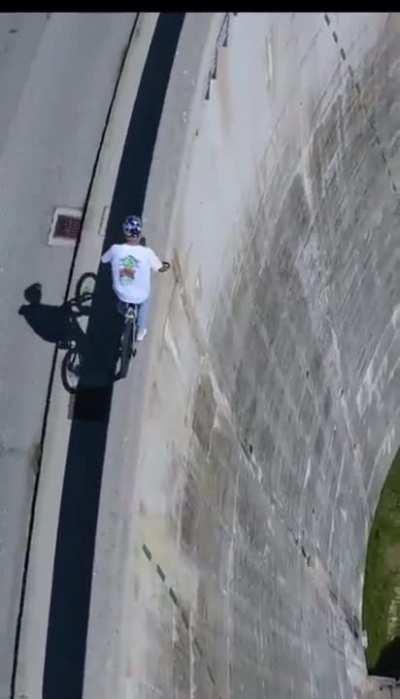 One failed step and he's 💀