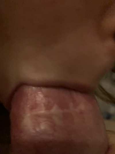 Im so good at giving head that he can't stop moaning