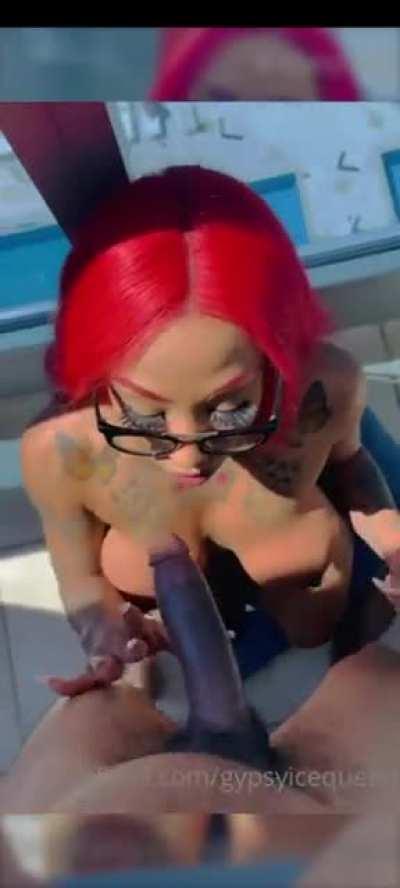 Fuck at the balcony hotel with a 19yr🔥🍆🍑🔥