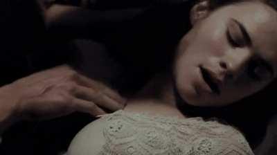 Hayley Atwell got one of the biggest pair of tits in Hollywood