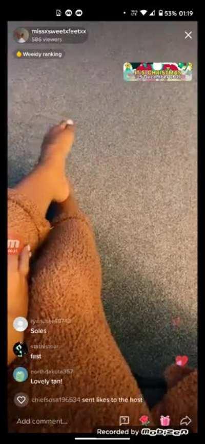 LIVE TIKTOK CUM COUNTDOWN!! (I stayed so long to see her to do it, worth it.)