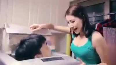 This gotta be the craziest ad I ever seen 😭