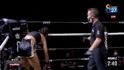 Don't you hate it when you have to take an 8 to pop a shoulder back on before going back to the fight?