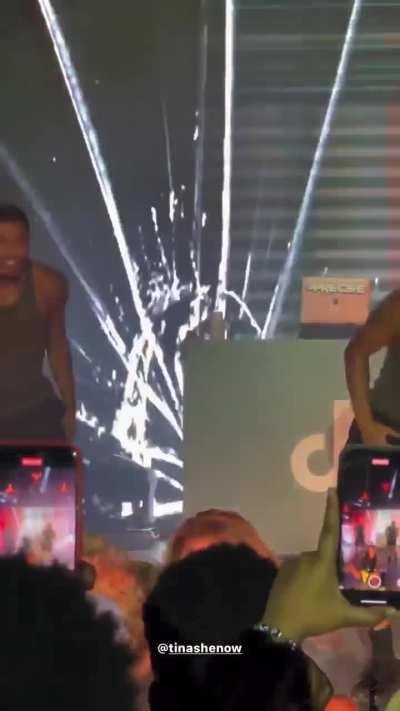 France Falls in Love with Tinashe's Mesmerizing Performance!