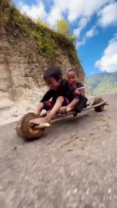 Kids in India create their own motorcyle