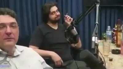 Isso é maconha monark?