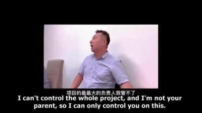 Chinese student coordinator in Germany talking to exchange students about democracy