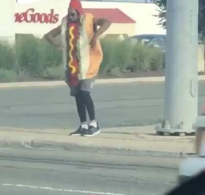 MAAU BAILANDO MAUU BAILANDO