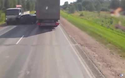 Russia: Russian car crash