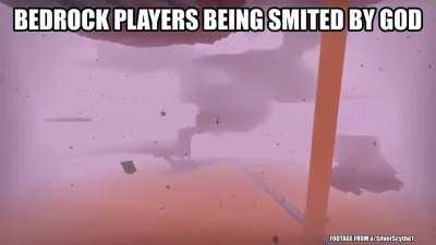 I love both versions of minecraft so heres me making fun of then