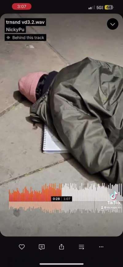 One of my first times recording myself. Let me know what you think 💖