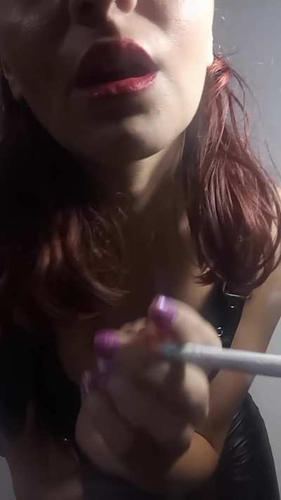 Come closer, inhale, consecrate me...