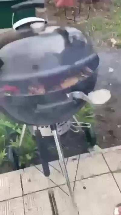 WCGW leaving the grill wheels near the edge
