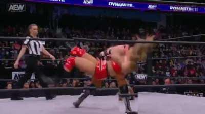 On AEW Dynamite: Anna Jay A.S vs Willow Nightingale