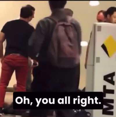 A prankster tries to rob a man at an ATM, Chad 🍷🗿