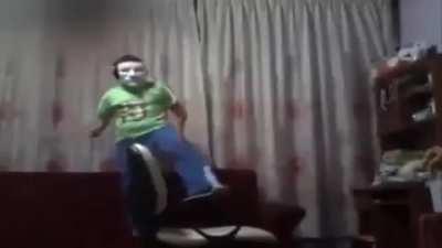 Dumb kid makes a brutal skydive