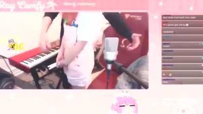 (watch with sound) SpyMains be like: