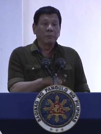 [Old video] October 2017, Duterte to transport groups opposing PUV modernization: 