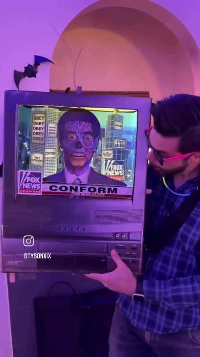 Live themed halloween costume