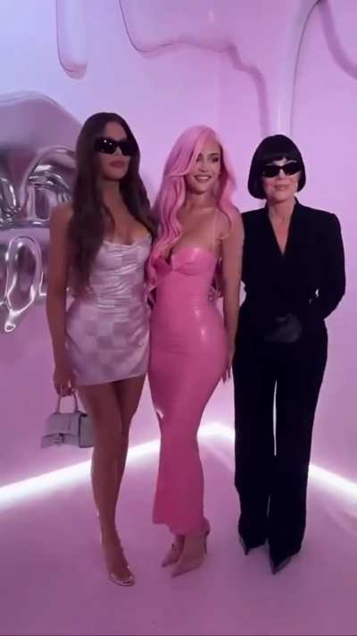 Khloe at Kylie’s party