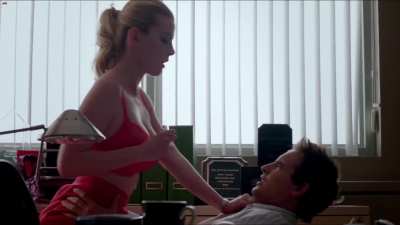 Betty Gilpin - Nurse Jackie: Season 5 (2013)