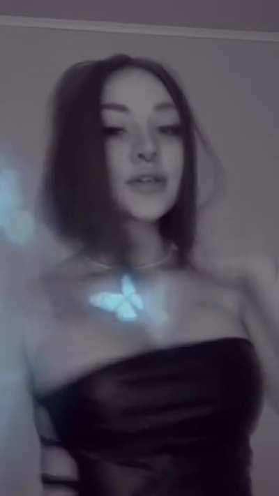 Apollinaria Lebedeva (@apollona.swan) [instagram]