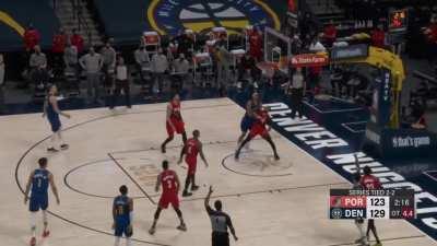 [Highlight] Rivers hits the triple to put the Nuggets up 9 midway through OT