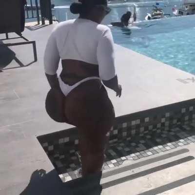 Cherokee D’A$$ (@cherokeeplayhouse1)