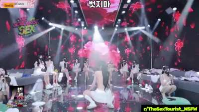 TGIF‼️‼️ The Weekend is Here Time to Party‼️👯👯‍♀️🎉🥳🎊