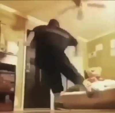 ¿Cansado de ver memes malos? Ven y baila.