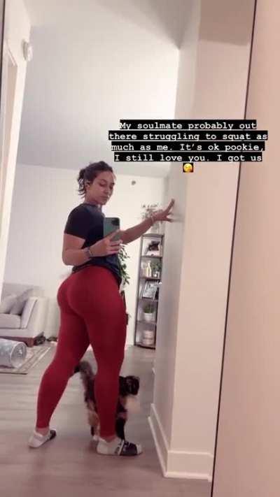 🍑🤳🏽♥️