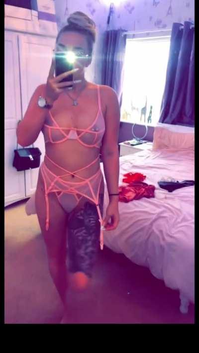 let me be your little secret