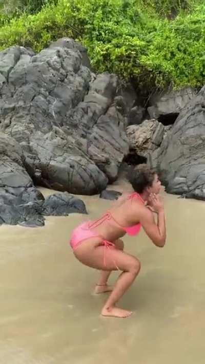 pink bikini 👙😘