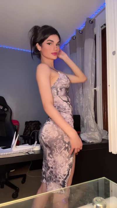 choose me as your first trans girl