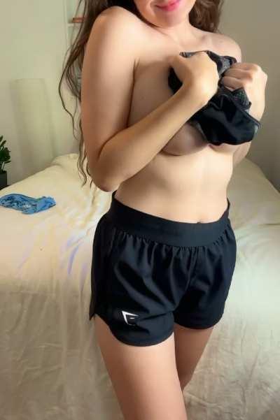 I’d love to be your gym crush