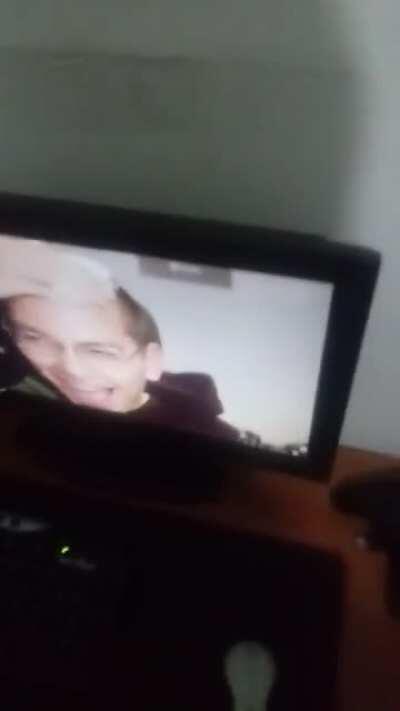 AYUDA SE ME METIO EL CRISTIAN AL PC AAAAAA!!!