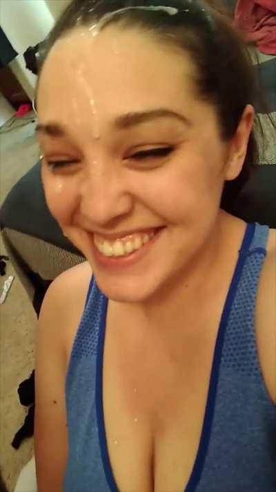 Idk why I get so giggly when I'm being sprayed with cum lol I cant help it
