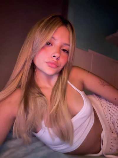Am I the reason you’re distracted? F18