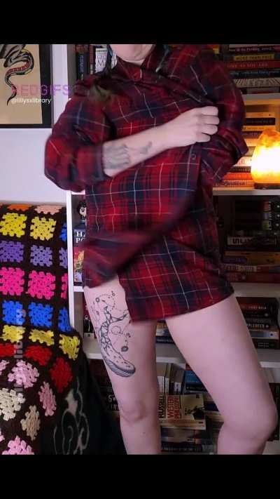 I love revealing my hairy surprise