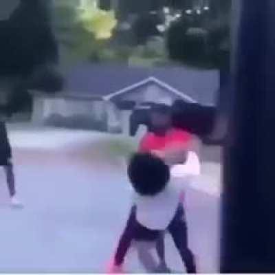 Why’d he turn around💀