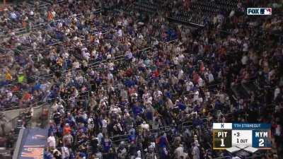 [Highlight] [Highlight] O'Neil Cruz makes sure people are paying attention, sends his bat 20 rows into the stands