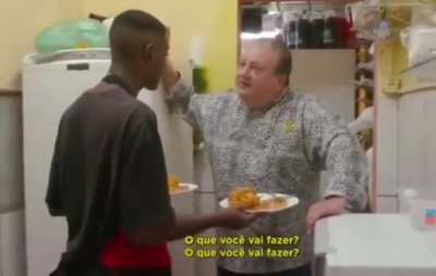 Garçom XINGA cliente + 👏 👏 👏 👏