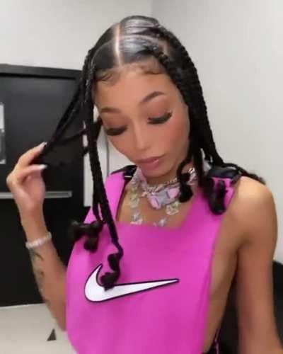 Thought she was gon pop a titty 🙃