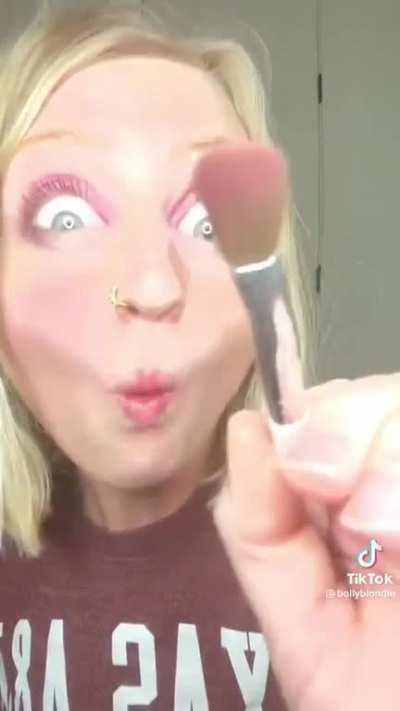 her tik tok account is a cringe gold mine