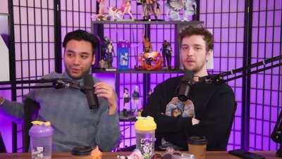 The most expressionless laugh I’ve ever seen